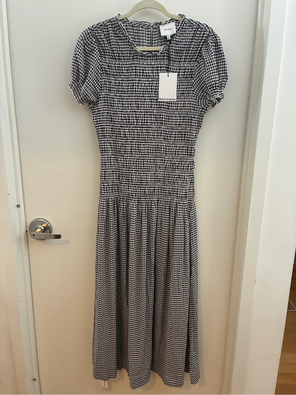 NWT Reformation Black & White Gingham Smocked Midi Dress 12